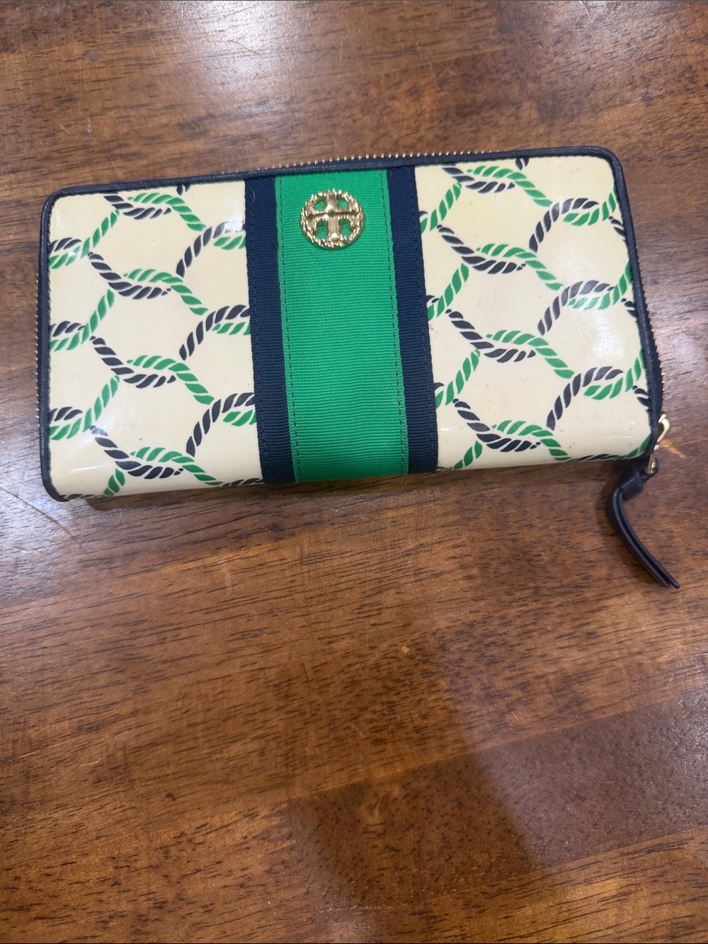 Tory Burch Cream Rope-Print Zip Wallet with Green Stripe and Gold Logo